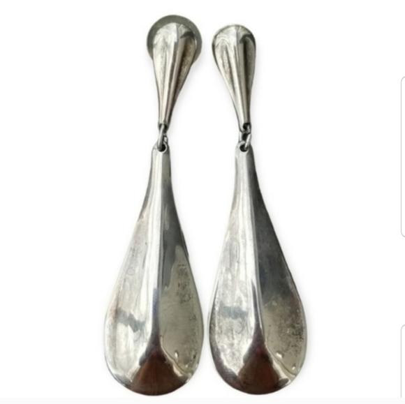 VINTAGE LONG  SILVERPLATED MODERNIST DESIGN DROP EARRINGS - Picture 1 of 3